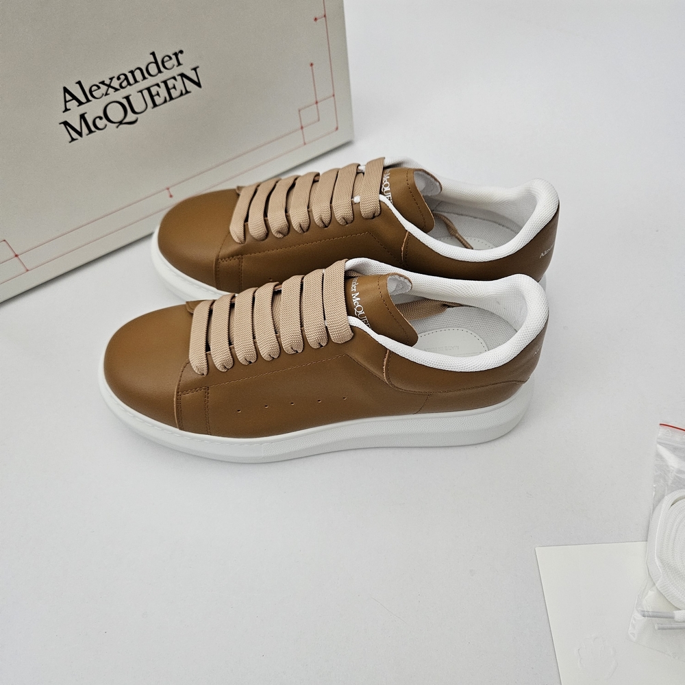 Alexander McQueen Oversized  Men's Sneakers Size 11 Or 45  Faggio - Picture 4 of 16